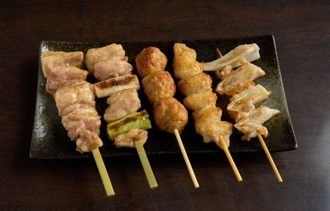 「ブランド鶏・錦爽鶏」使用