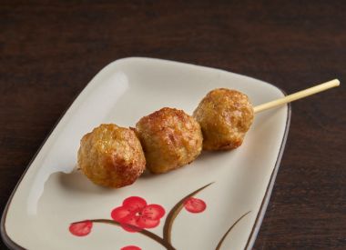 錦爽どりもも串(たれ・しお)