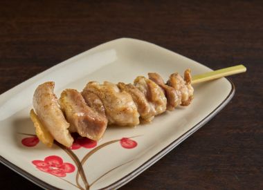 錦爽どりもも串(たれ・しお)